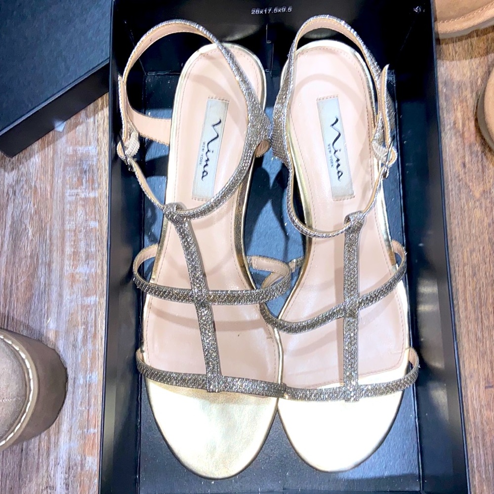 Nina New York wedge heels